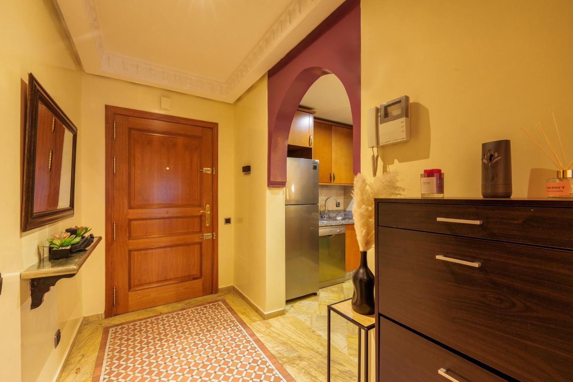 Appartement Haut Standing Gueliz Plaza Avec Vue Маракеш Екстериор снимка