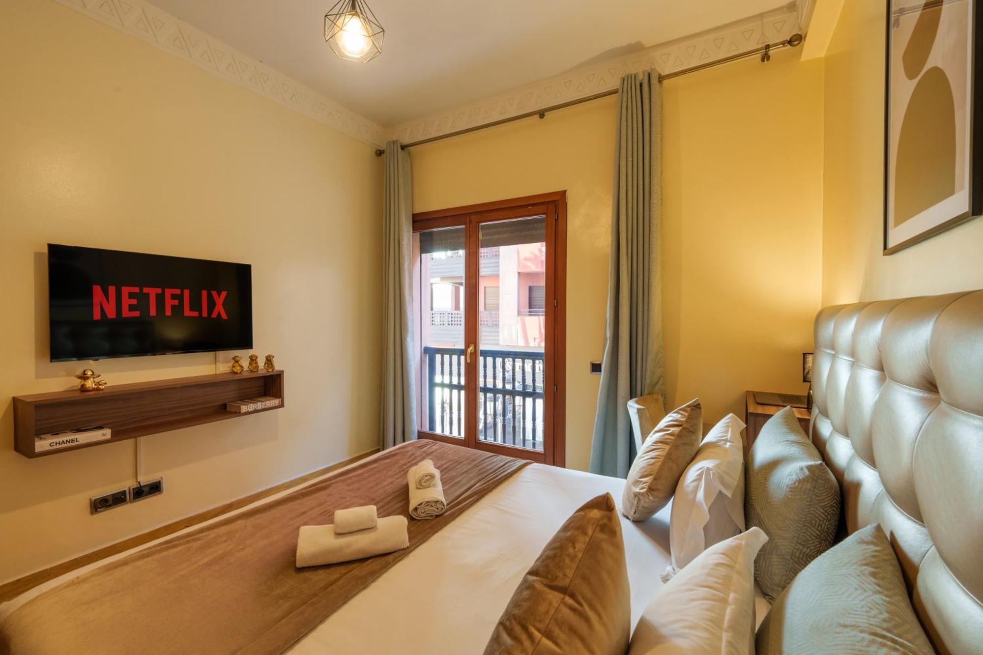 Appartement Haut Standing Gueliz Plaza Avec Vue Маракеш Екстериор снимка
